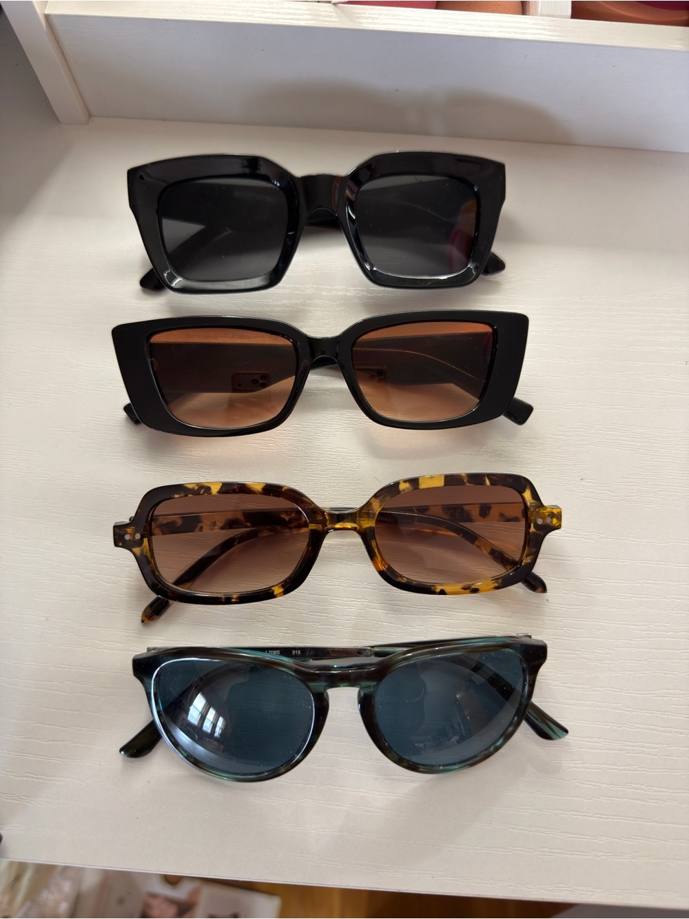 Classic Black Square Sunglasses - Unbranded